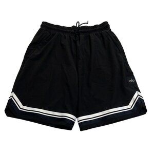 ALO Yoga 9" Traction Arena Shorts in Black